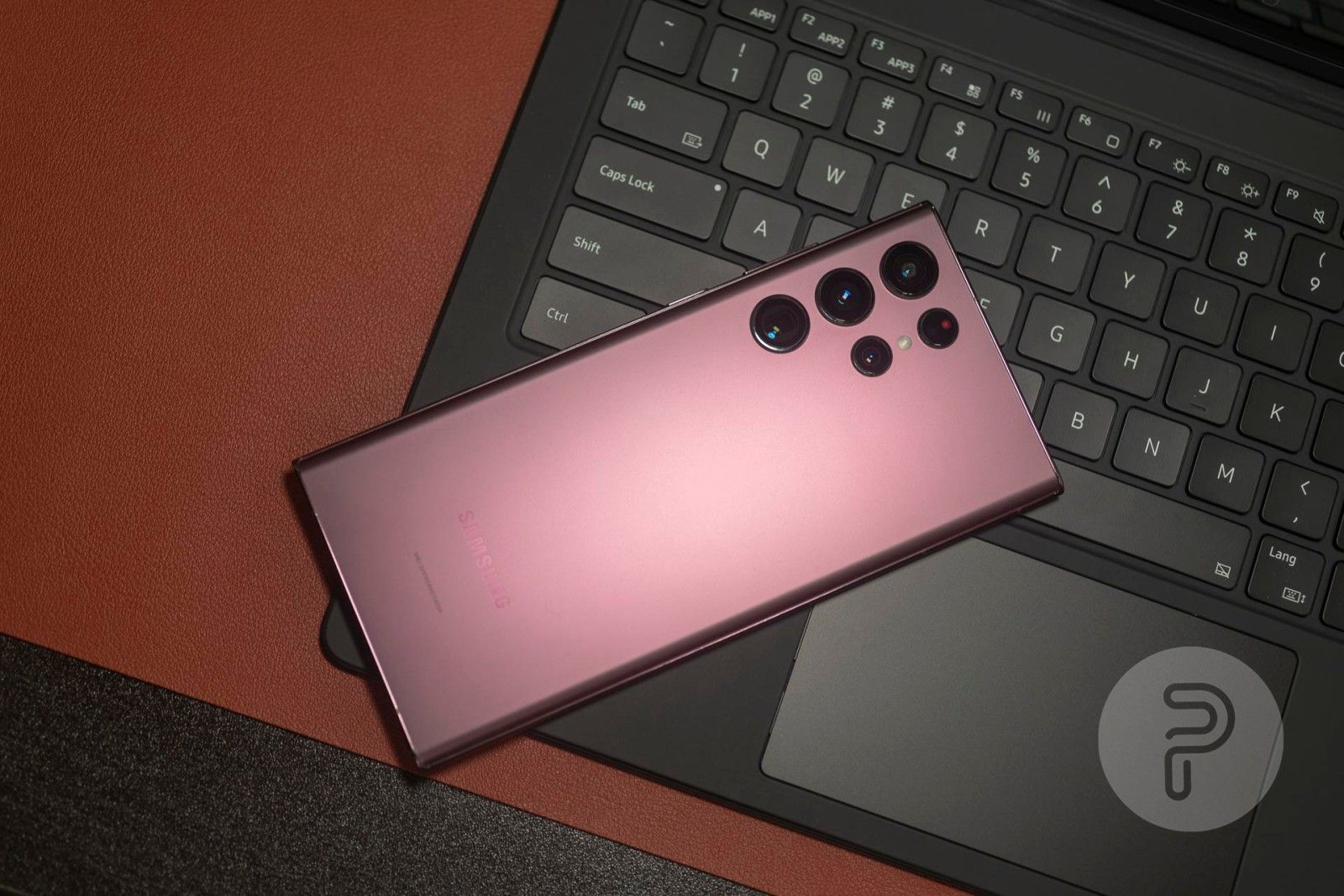 2024 Samsung Galaxy S22 Ultra バーガンディ The Galaxy S22 Ultra